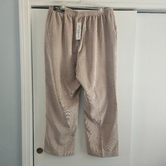 Alfred Dunner Corduroy Elastic Waist Proportioned Tan 18W Stretch Pants - Picture 2 of 8